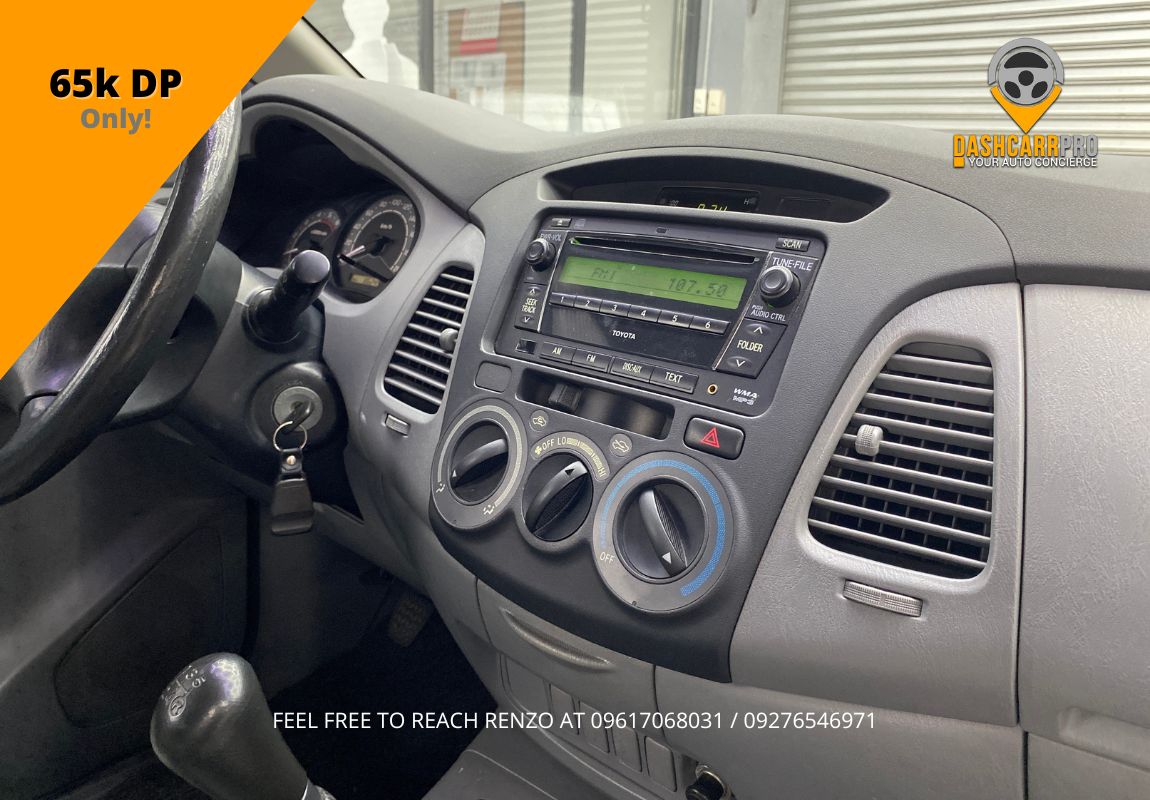 2011 Toyota Innova 2.5 E DLS