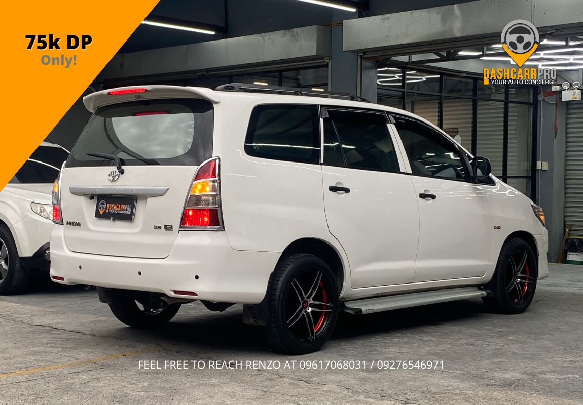 2013 Toyota Innova 2.5 E DLS