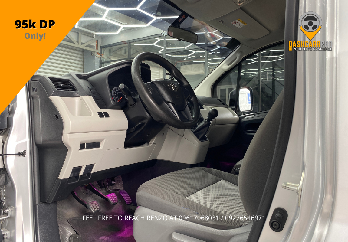 2020 Toyota HiAce Commuter