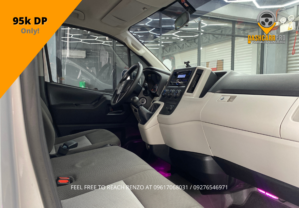 2020 Toyota HiAce Commuter