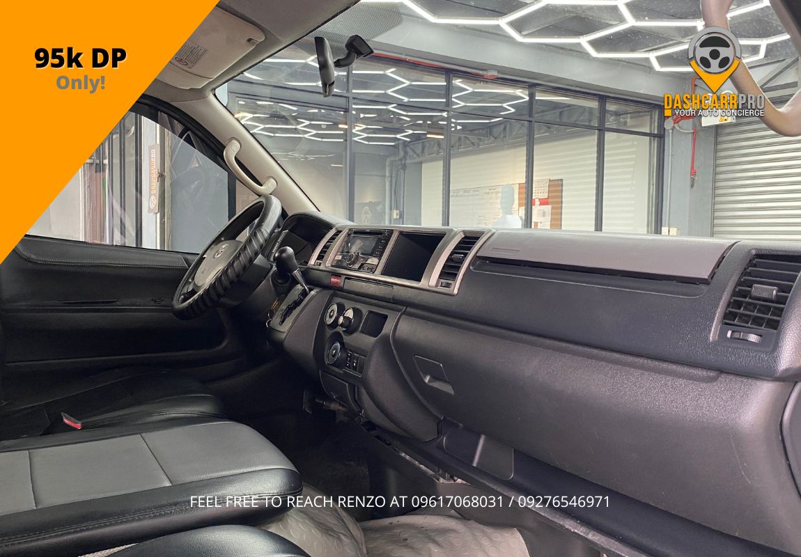 2016 Toyota Hiace GL Grandia AT