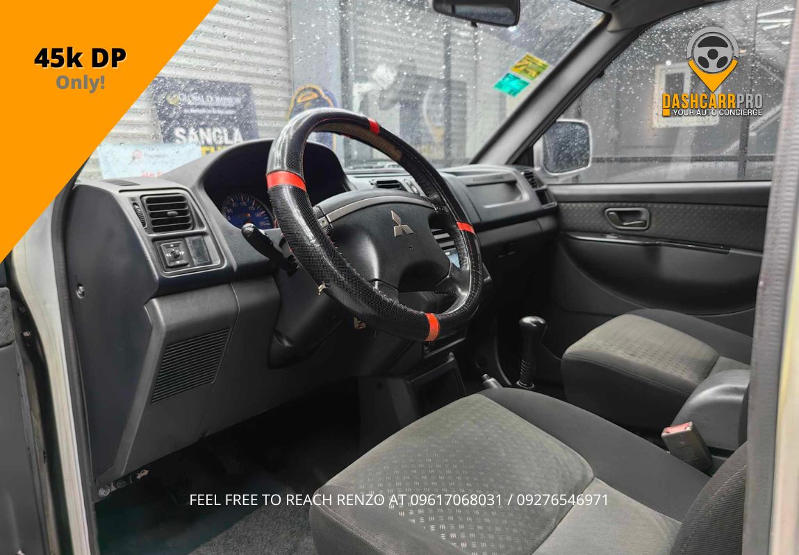 2011 Mitsubishi Adventure MT
