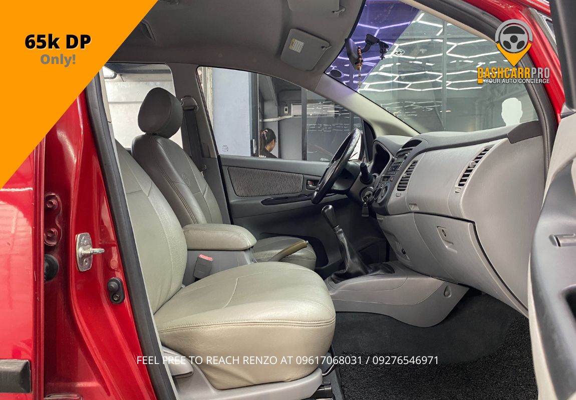 2011 Toyota Innova 2.5 E DLS