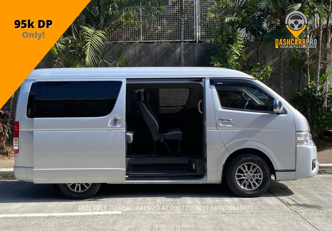 2016 Toyota Hiace GL Grandia AT