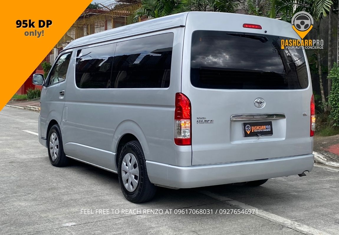 2017 Toyota Hiace GL Grandia AT