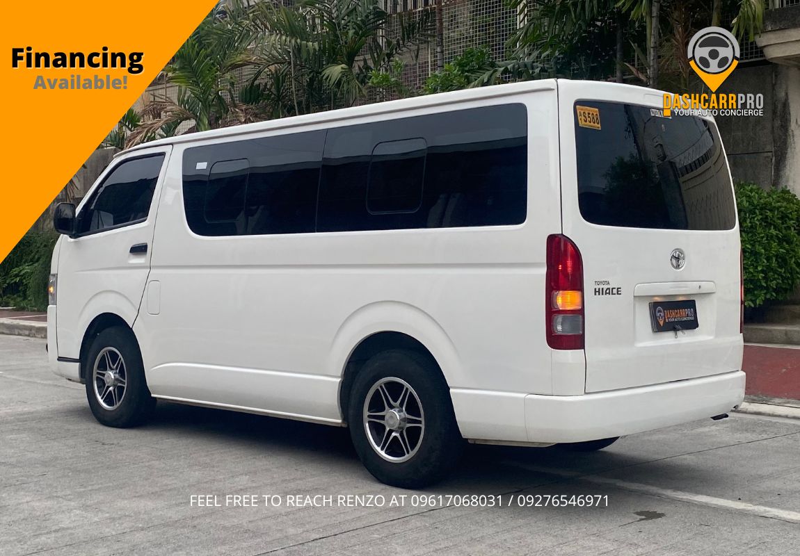 2018 Toyota HiAce Commuter Manual