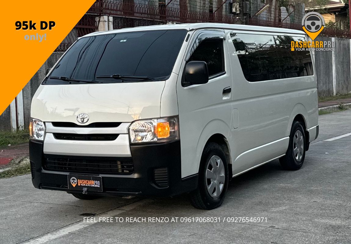 2017 Toyota Hiace MT