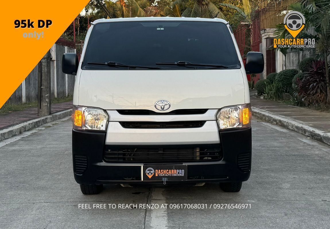 2017 Toyota Hiace MT