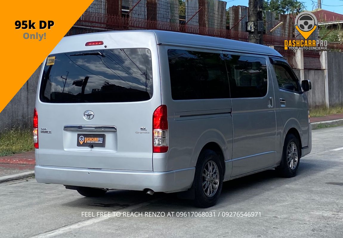 2016 Toyota Hiace GL Grandia AT