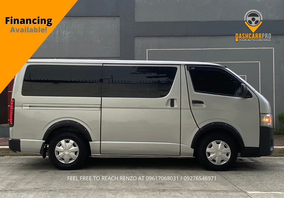 2019 Toyota HiAce Commuter 3.0 MT