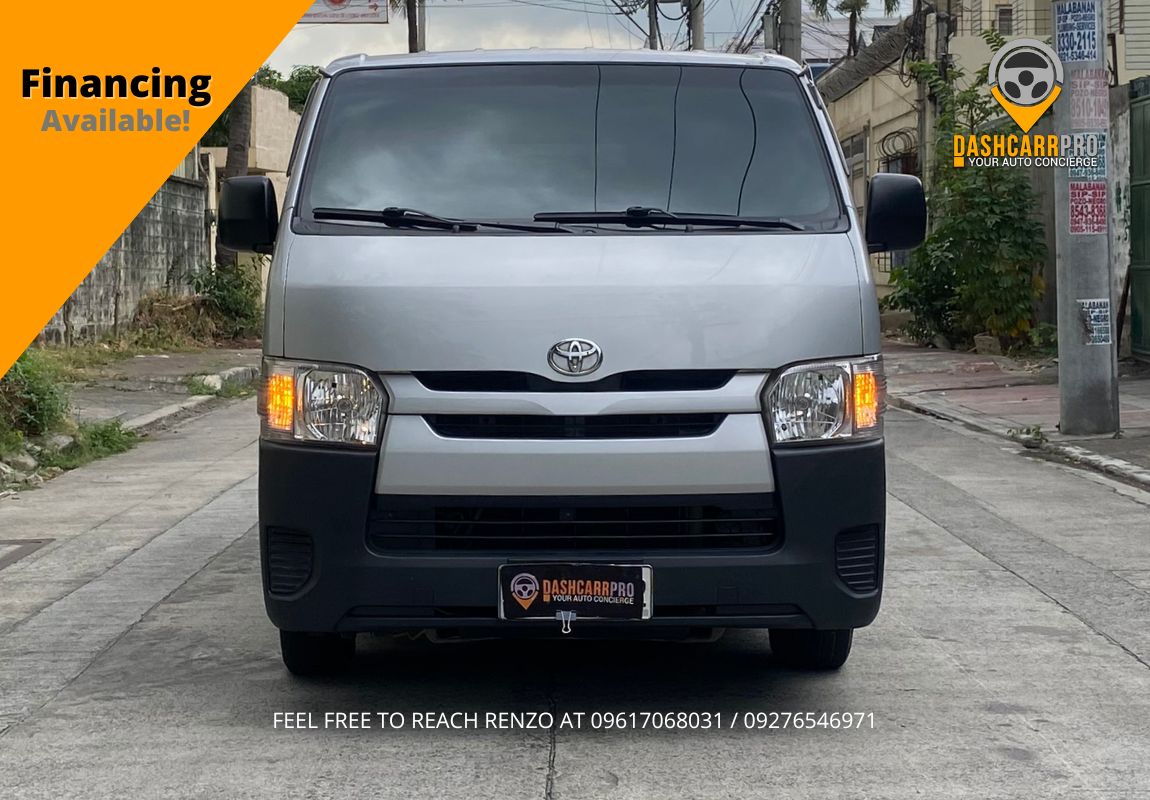 2019 Toyota HiAce Commuter 3.0 MT