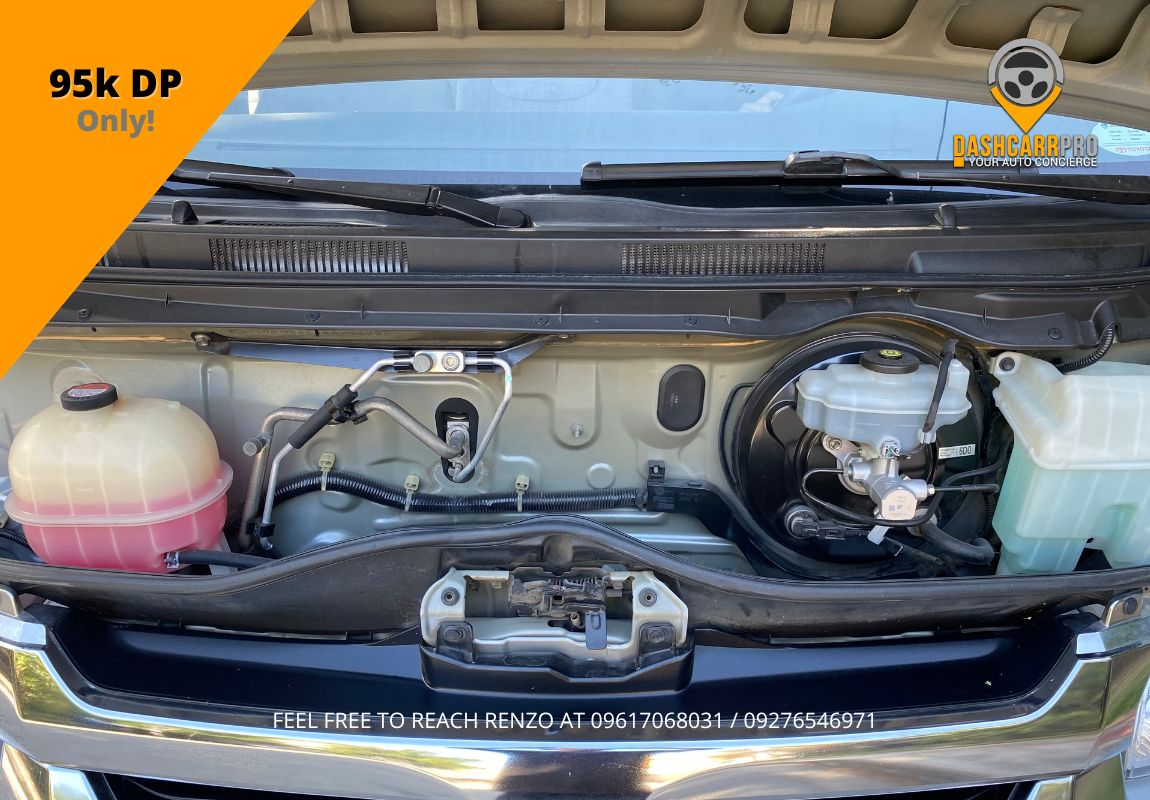 2016 Toyota Hiace GL Grandia AT