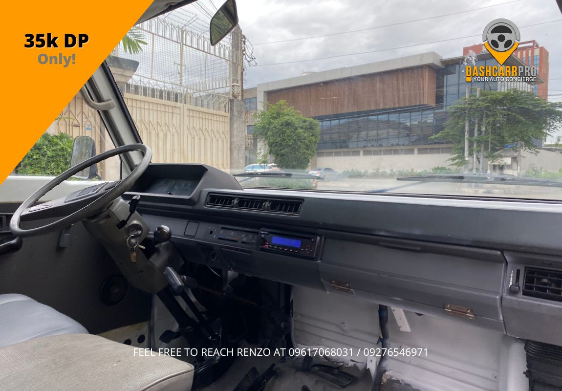 2013 Mitsubishi L300 Aluminum Van MT