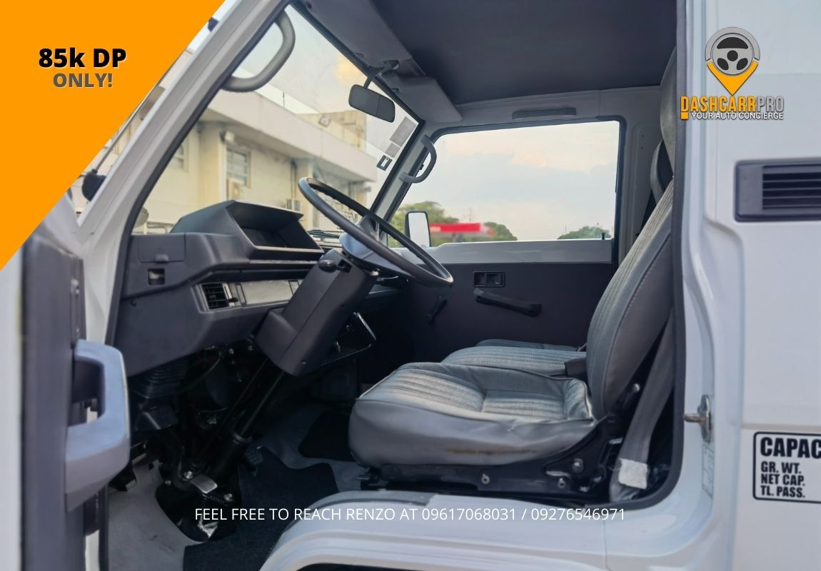 2018 Mitsubishi L300 Exceed FB MT