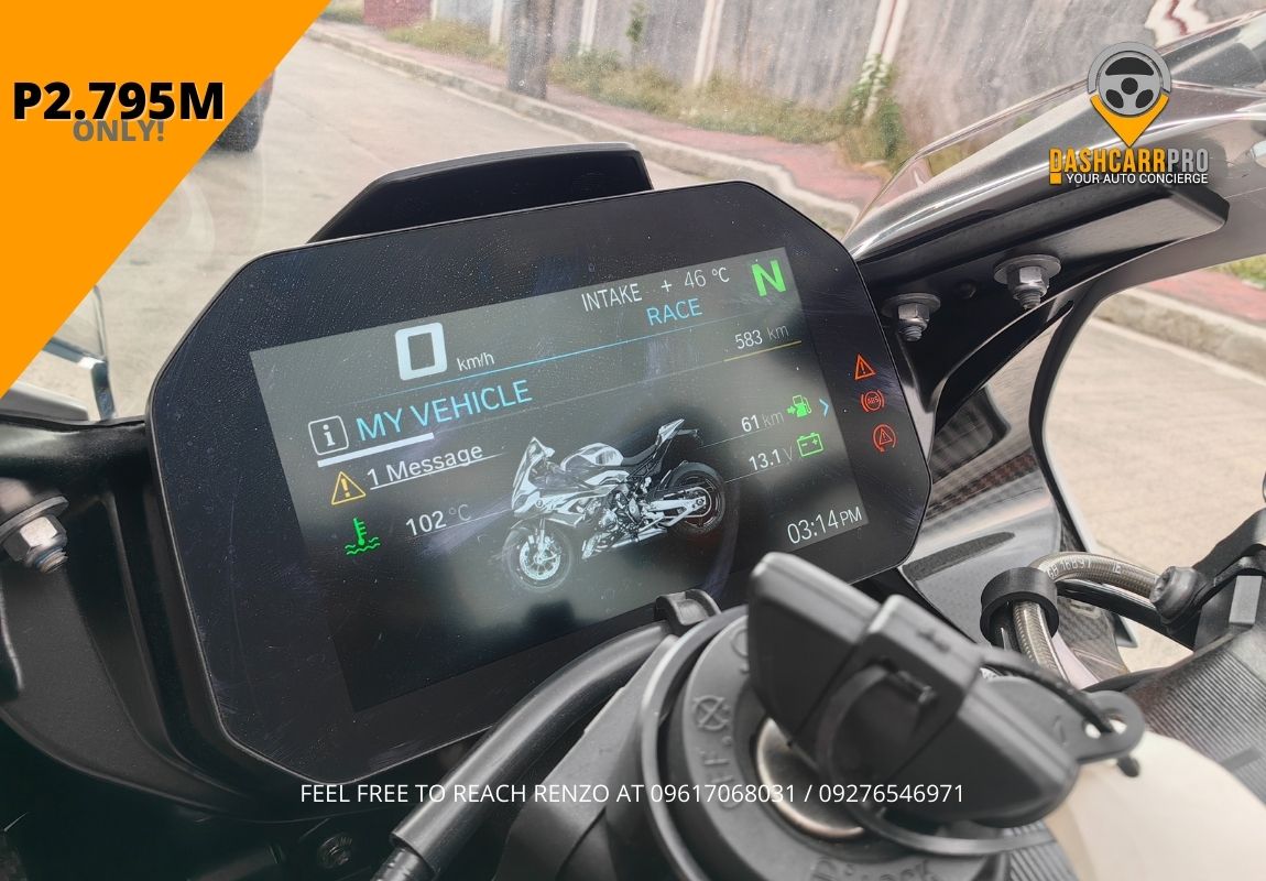 2022 BMW M 1000 RR