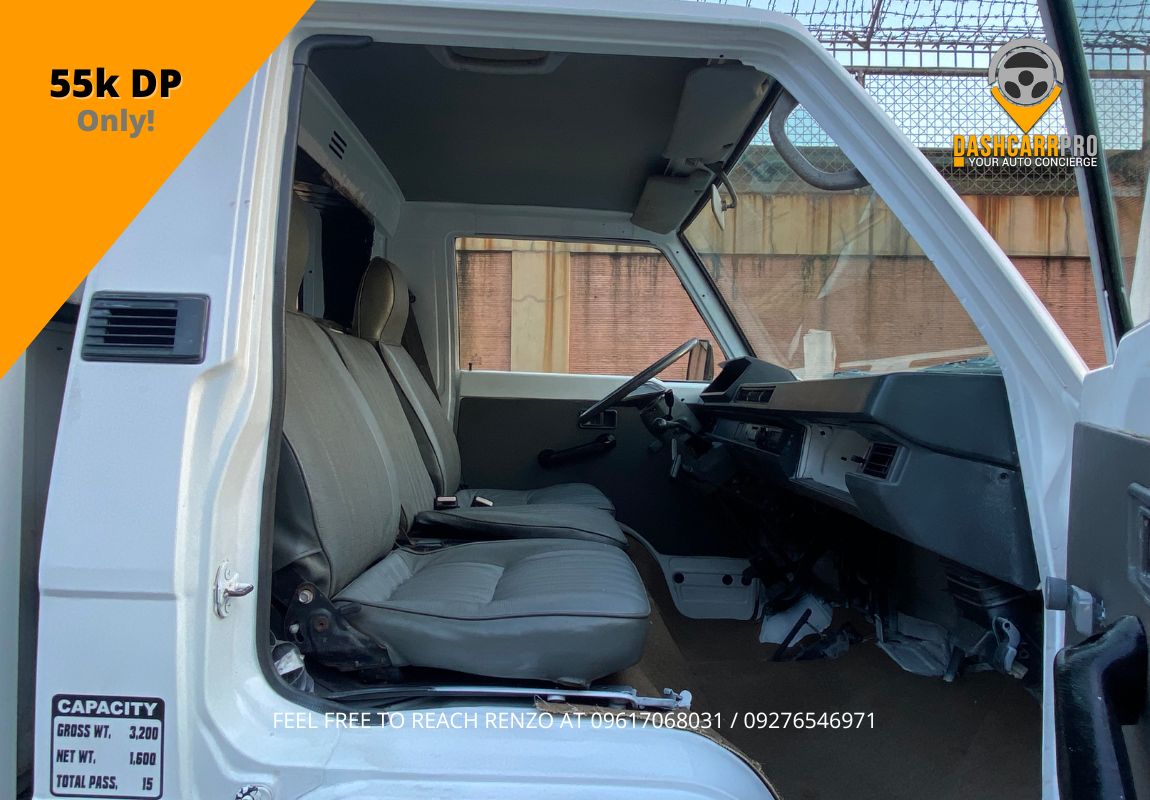 2014 Mitsubishi L300 FB Deluxe