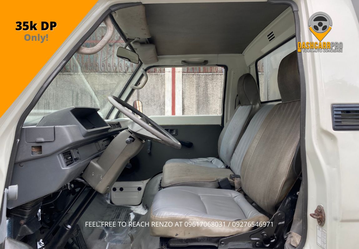 2013 Mitsubishi L300 Aluminum Van MT