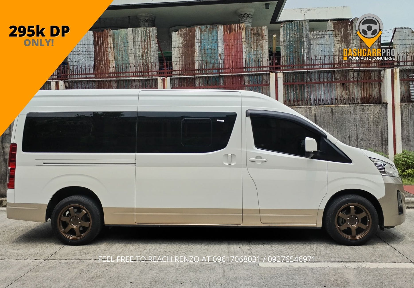 2021 Toyota GL Grandia Tourer AT