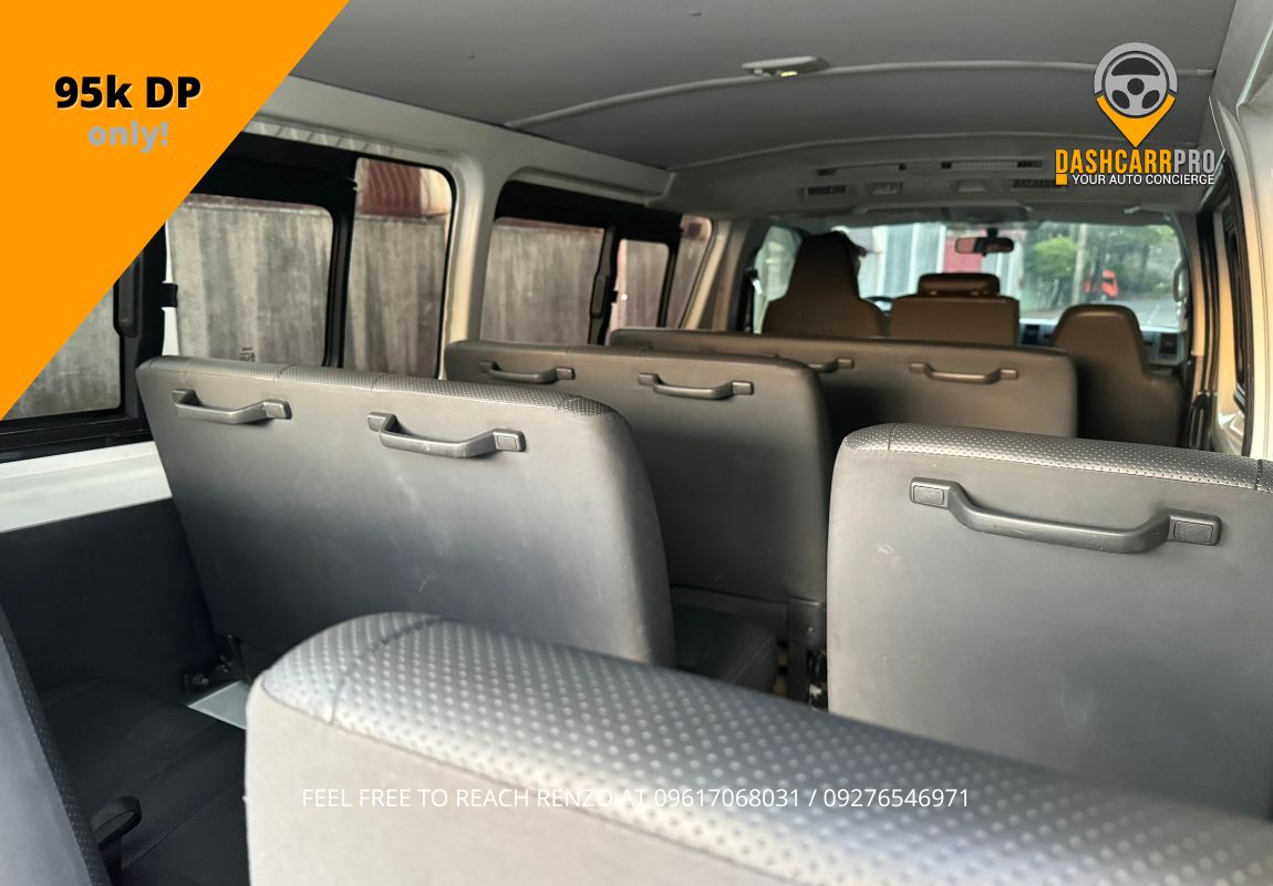 2017 Toyota Hiace MT