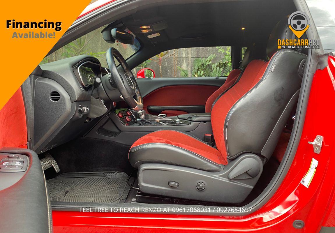 2016 Dodge Challenger SRT AT