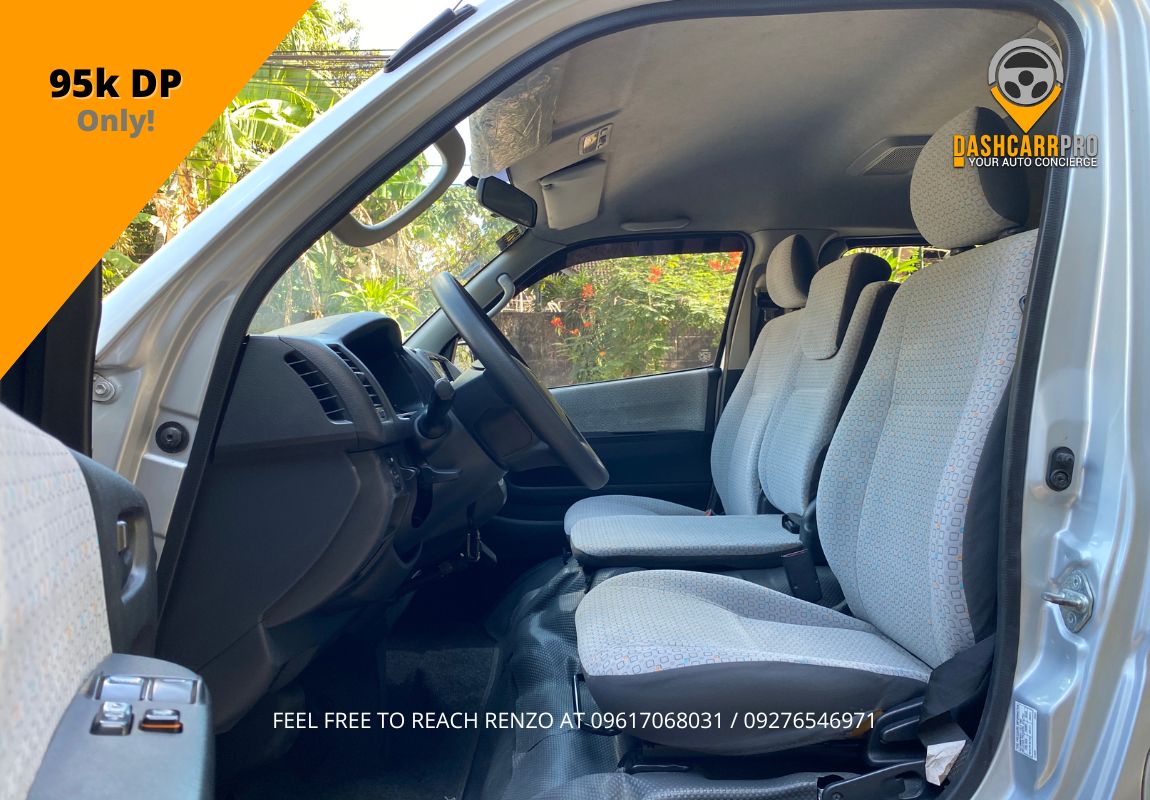 2016 Toyota Hiace GL Grandia AT