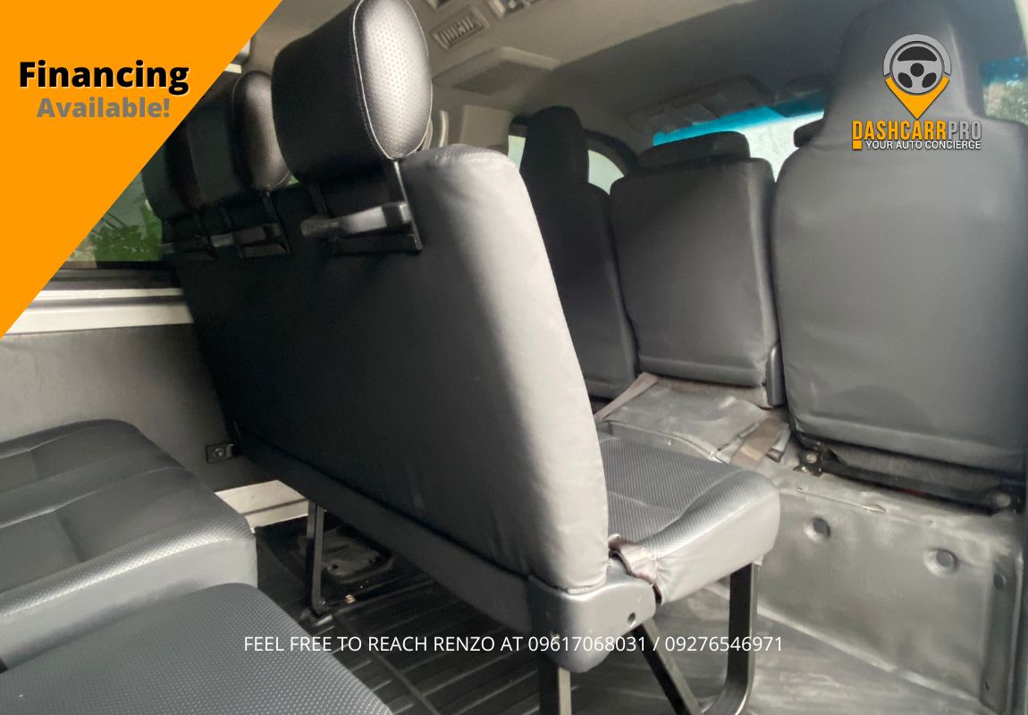 2019 Toyota HiAce Commuter 3.0 MT