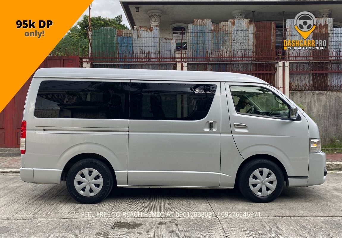 2017 Toyota Hiace GL Grandia AT