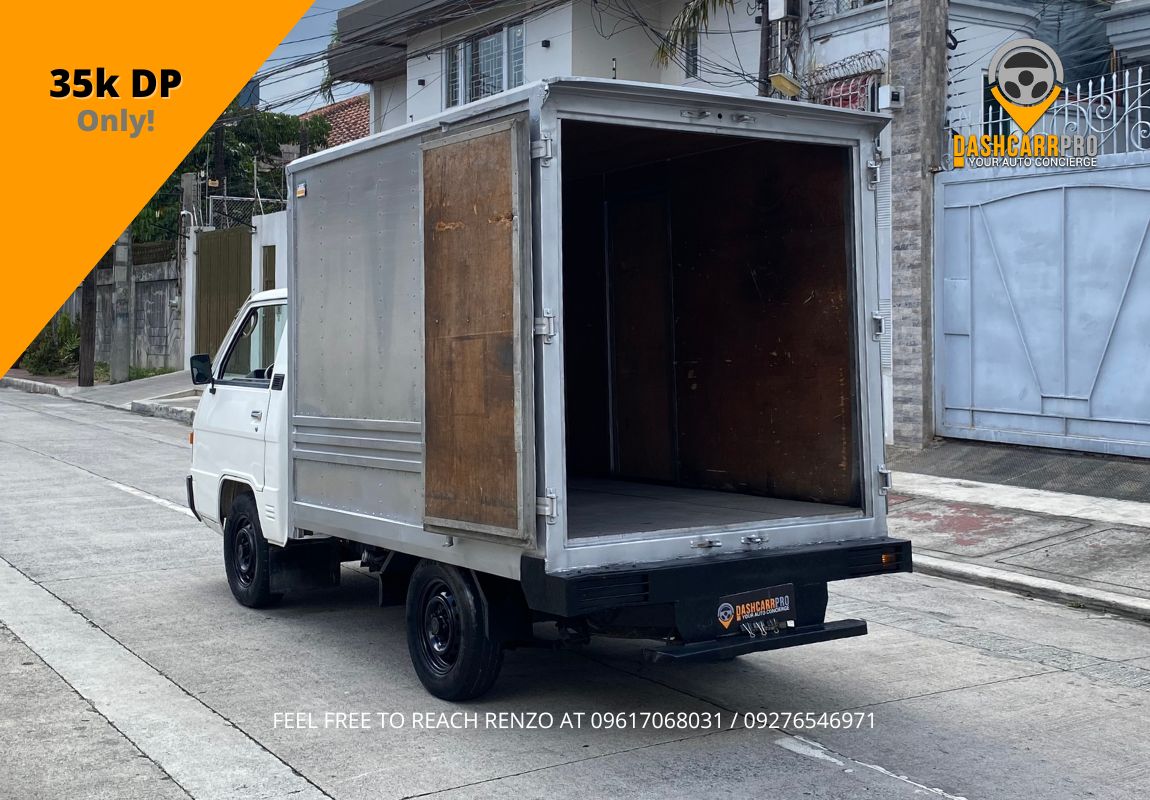 2013 Mitsubishi L300 Aluminum Van MT