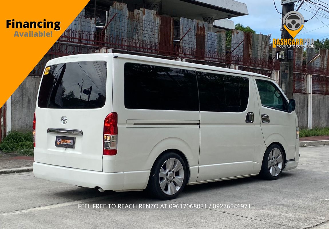 2015 Toyota HiAce Commuter Manual