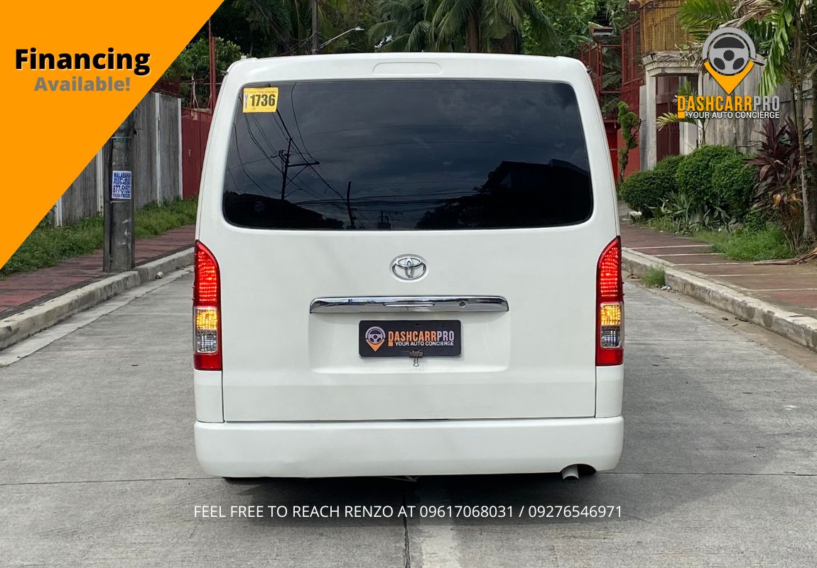 2015 Toyota HiAce Commuter Manual