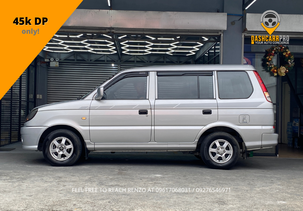 2010 Mitsubishi Adventure GLX 2