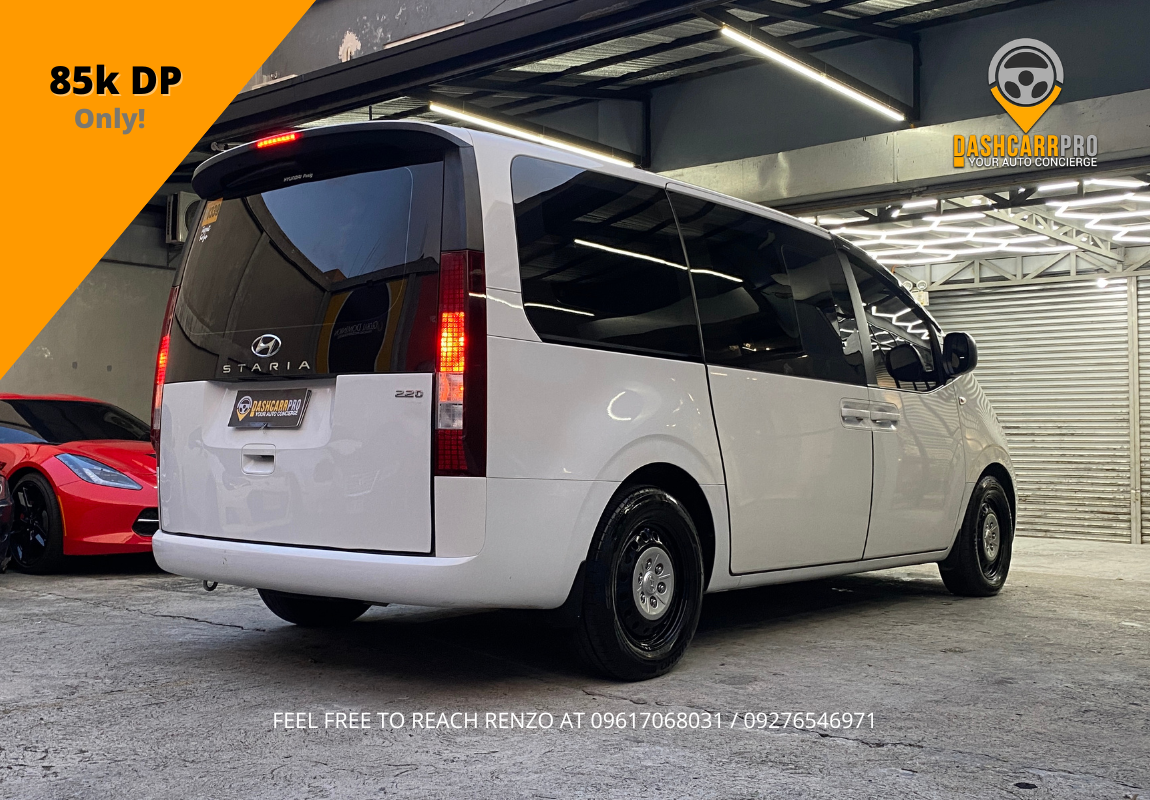 2023 Hyundai Staria Commuter