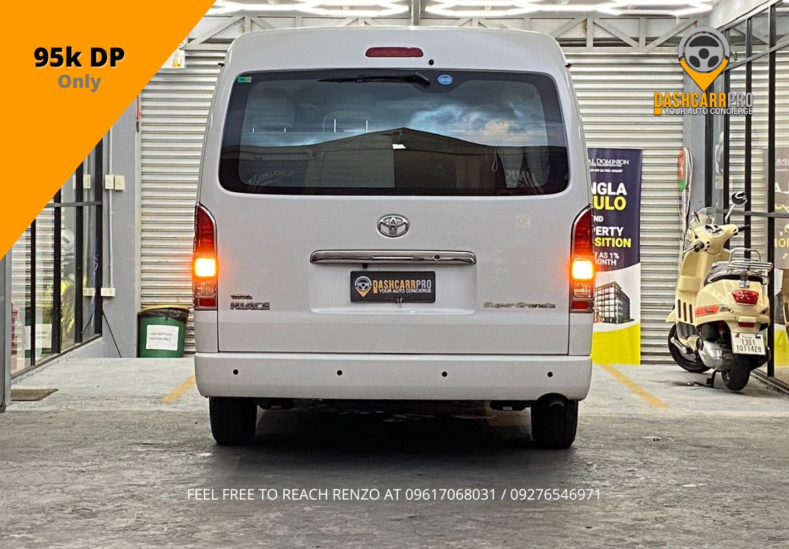 2016 Toyota Hiace Super Grandia AT