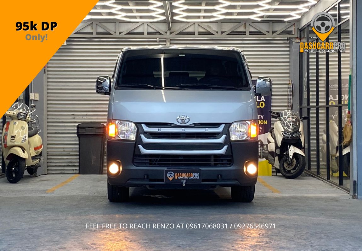 2018 Toyota HiAce Commuter 3.0 MT