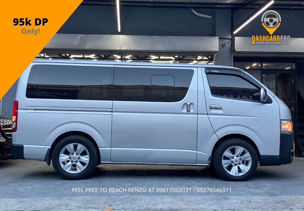 2018 Toyota HiAce Commuter 3.0 MT