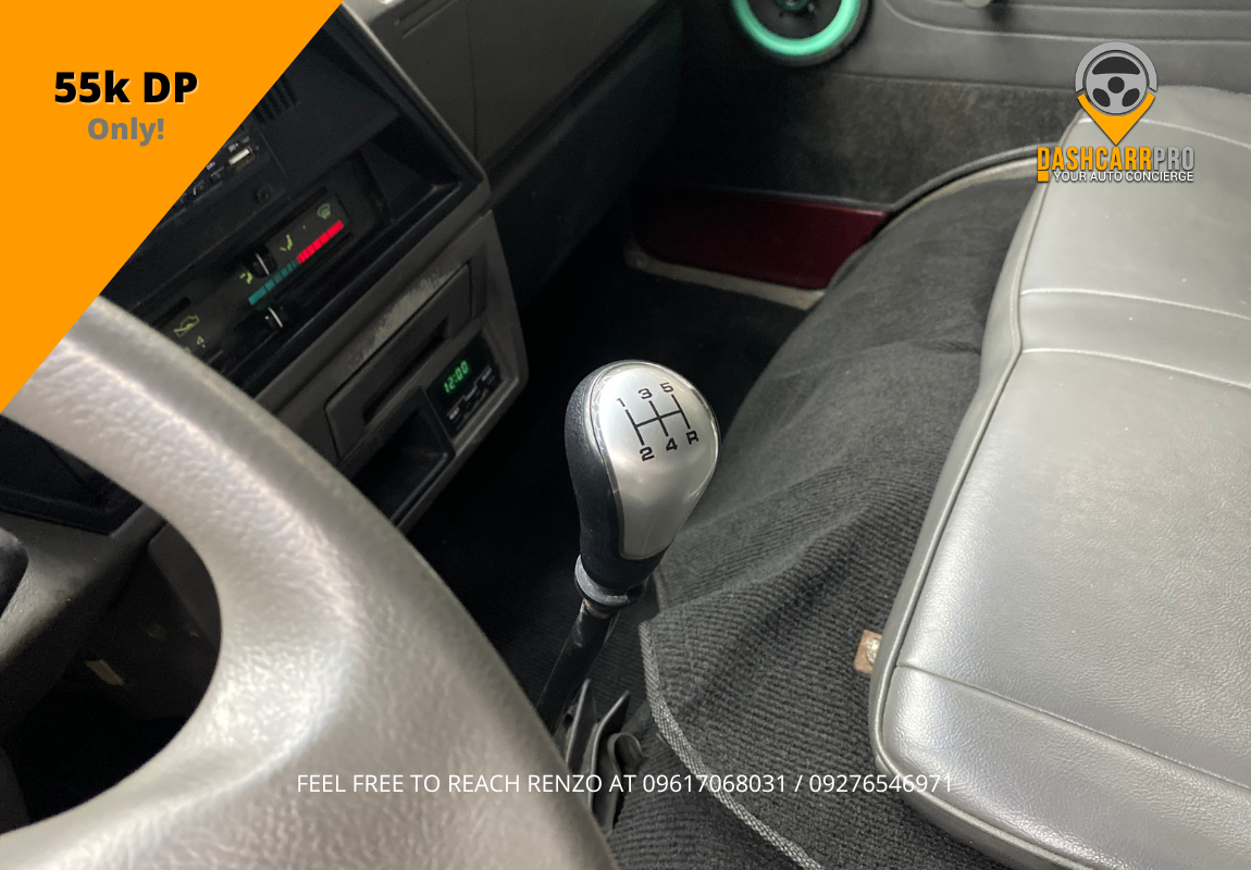 2015 Nissan Urvan Shuttle