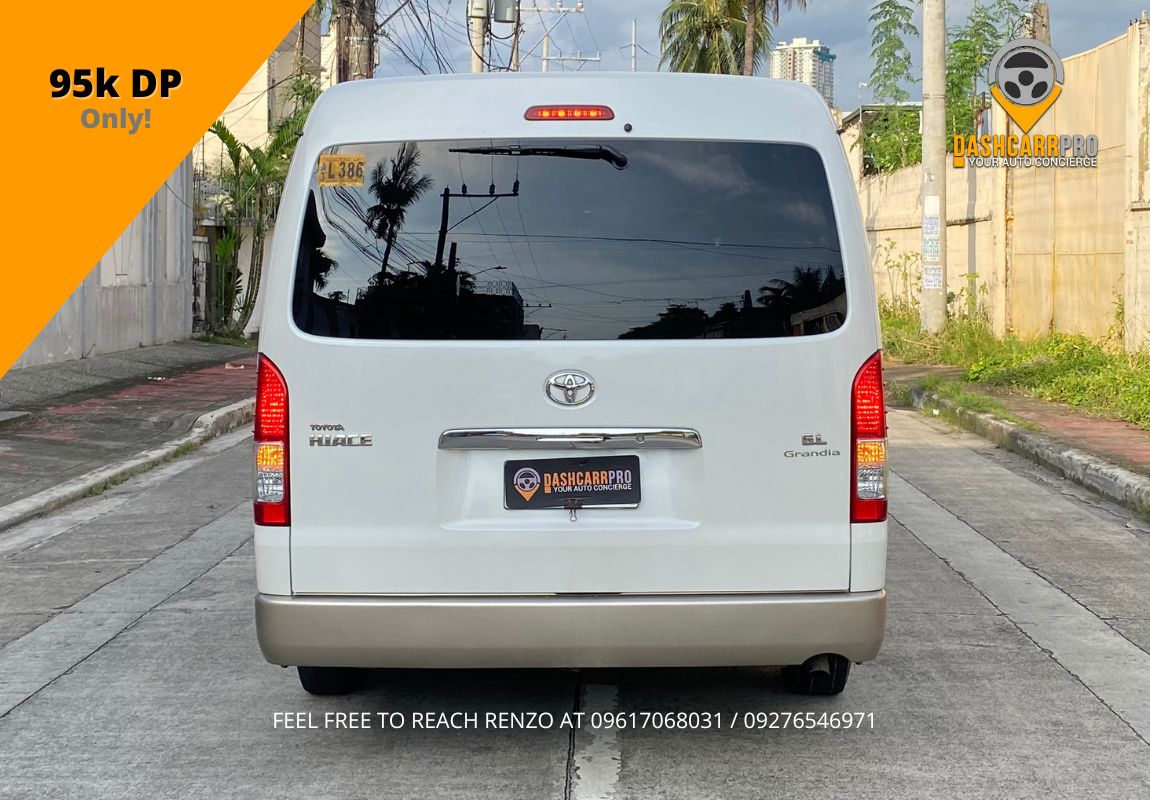 2018 Toyota Hiace GL Grandia MT