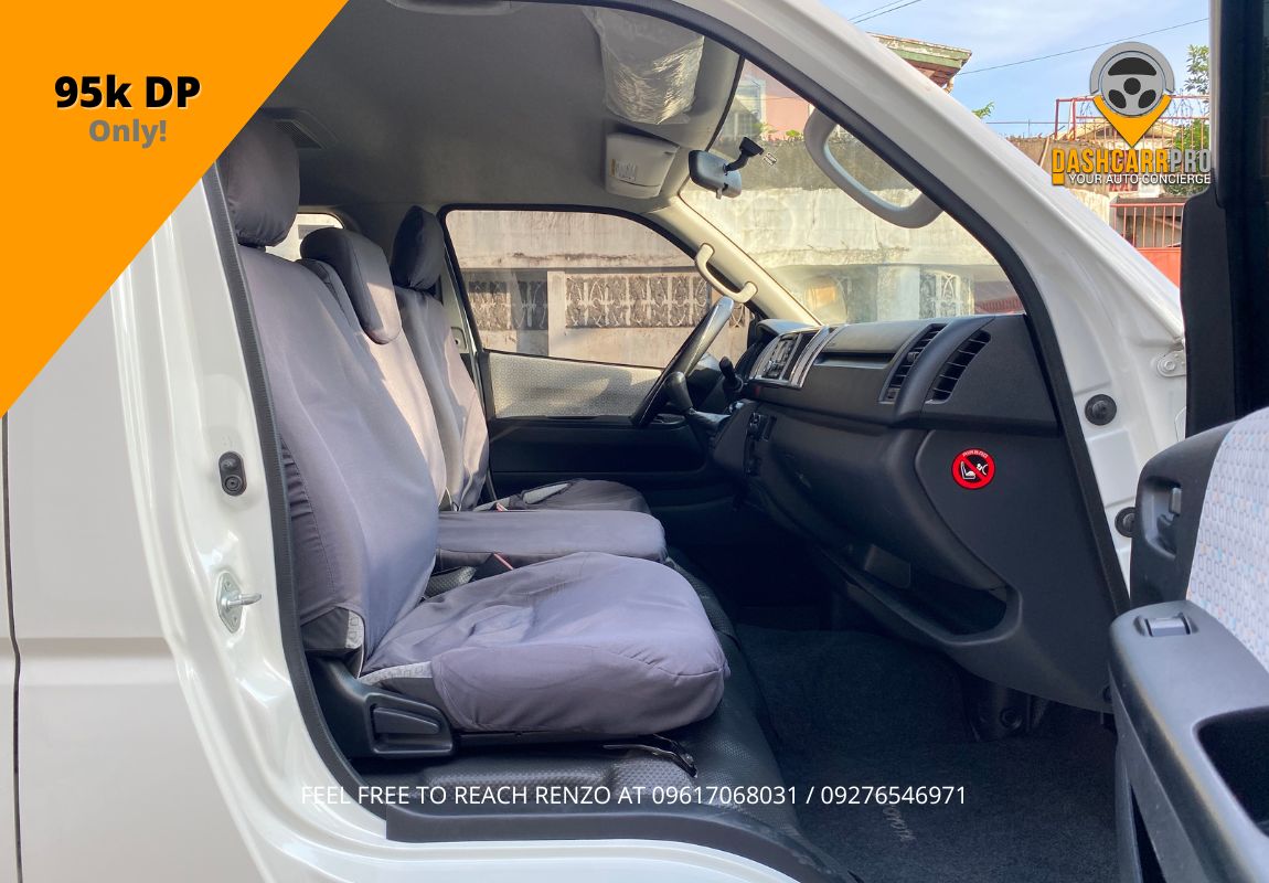 2018 Toyota Hiace GL Grandia MT