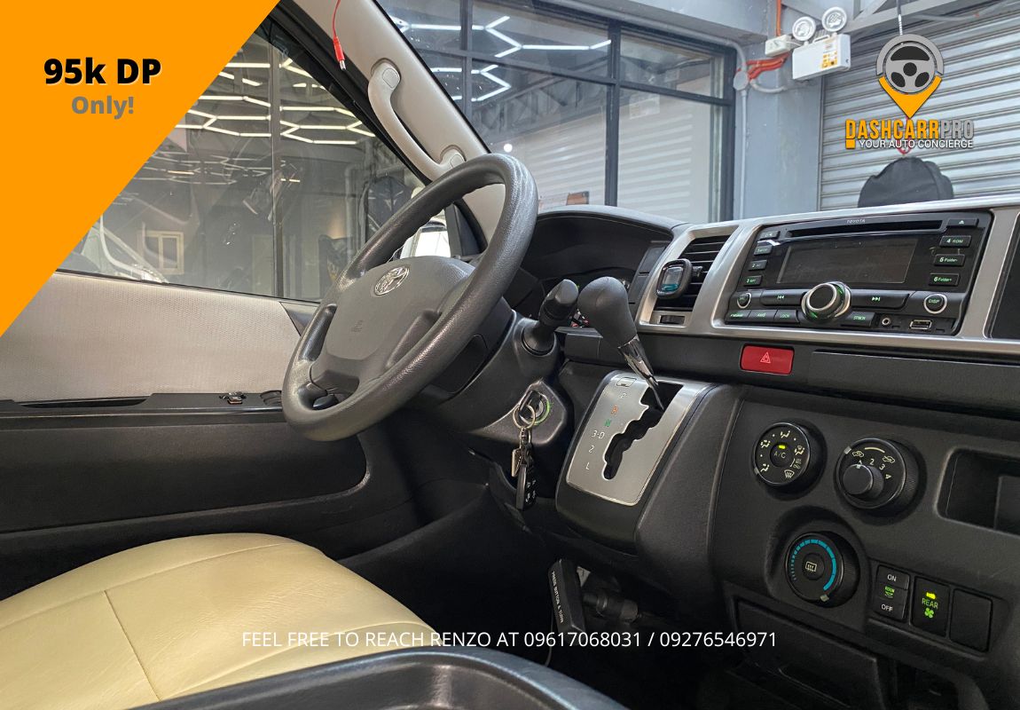 2016 Toyota Hiace Super Grandia AT