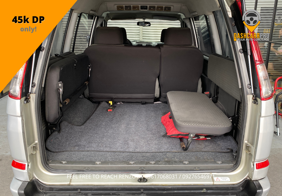 2010 Mitsubishi Adventure GLX 2