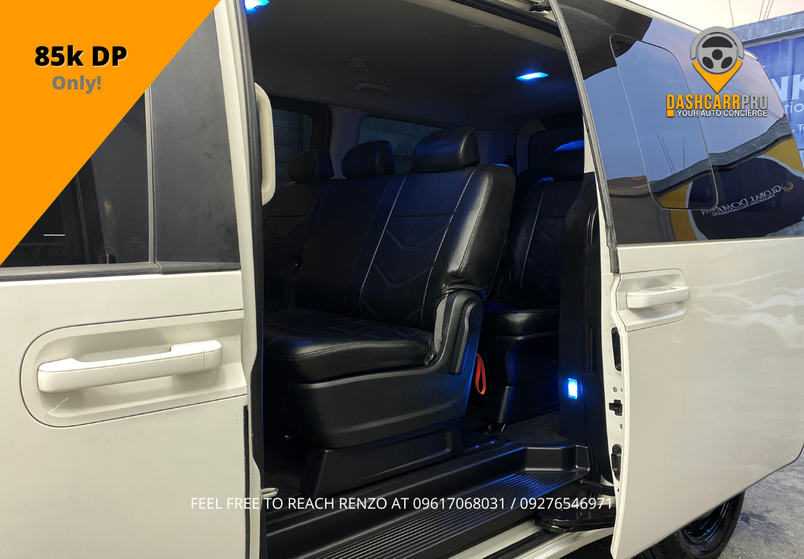 2023 Hyundai Staria Commuter