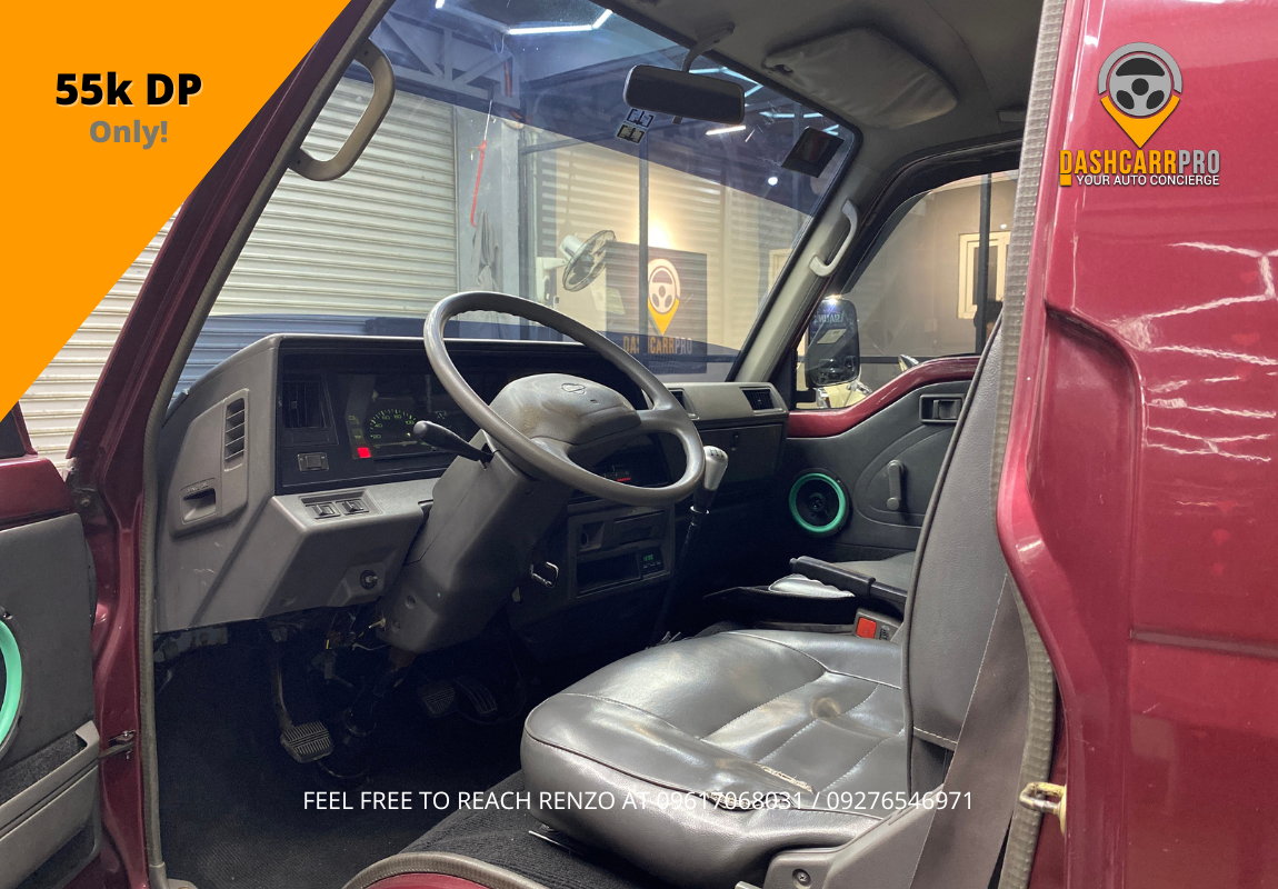 2015 Nissan Urvan Shuttle