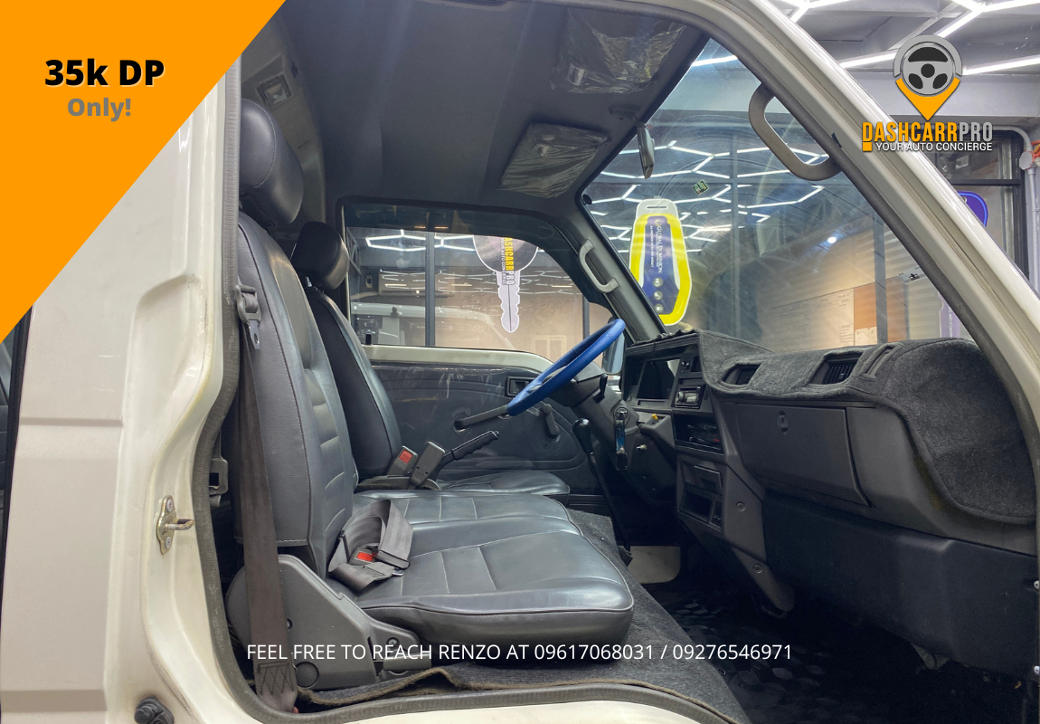 2011 Nissan Urvan VX