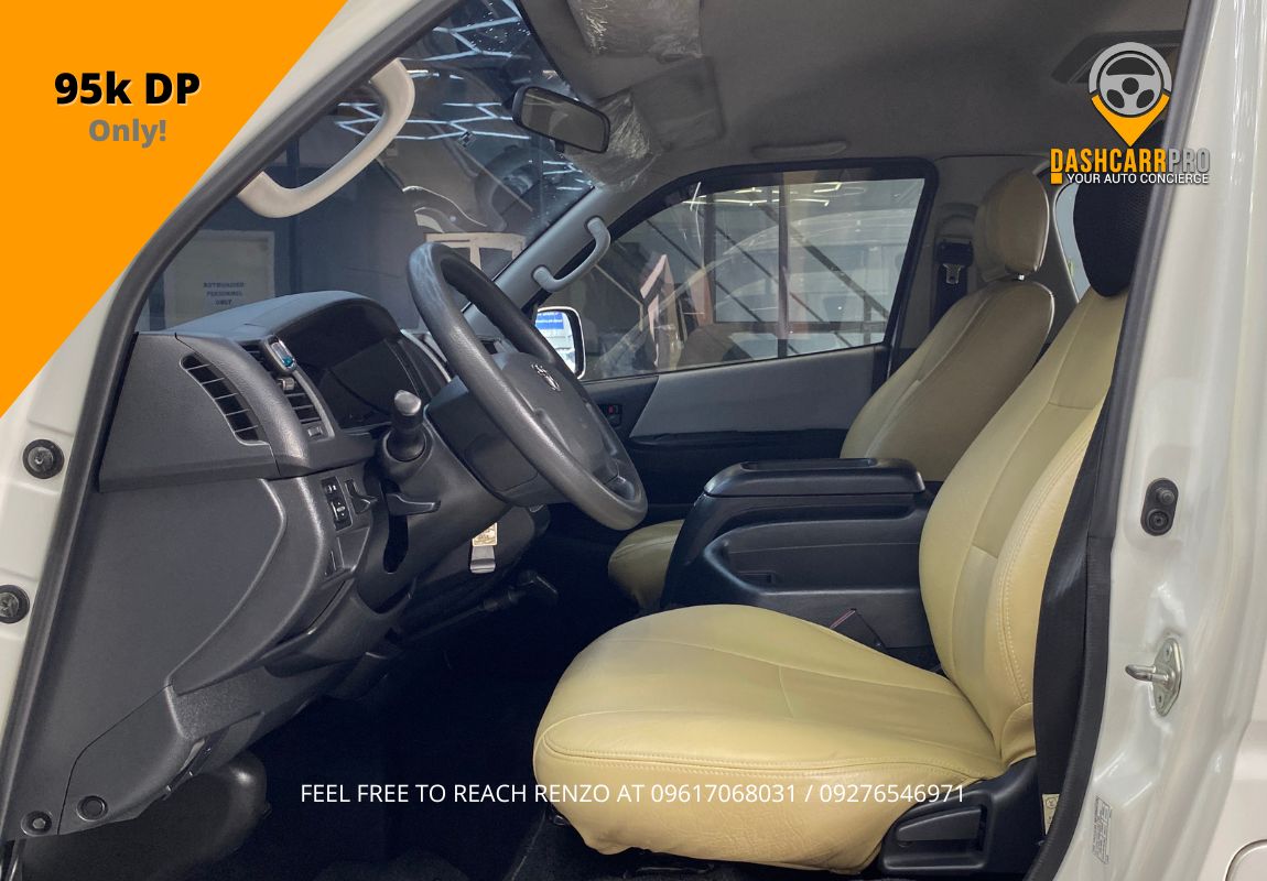 2016 Toyota Hiace Super Grandia AT