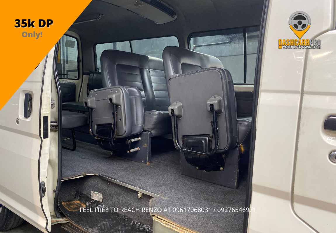 2011 Nissan Urvan VX