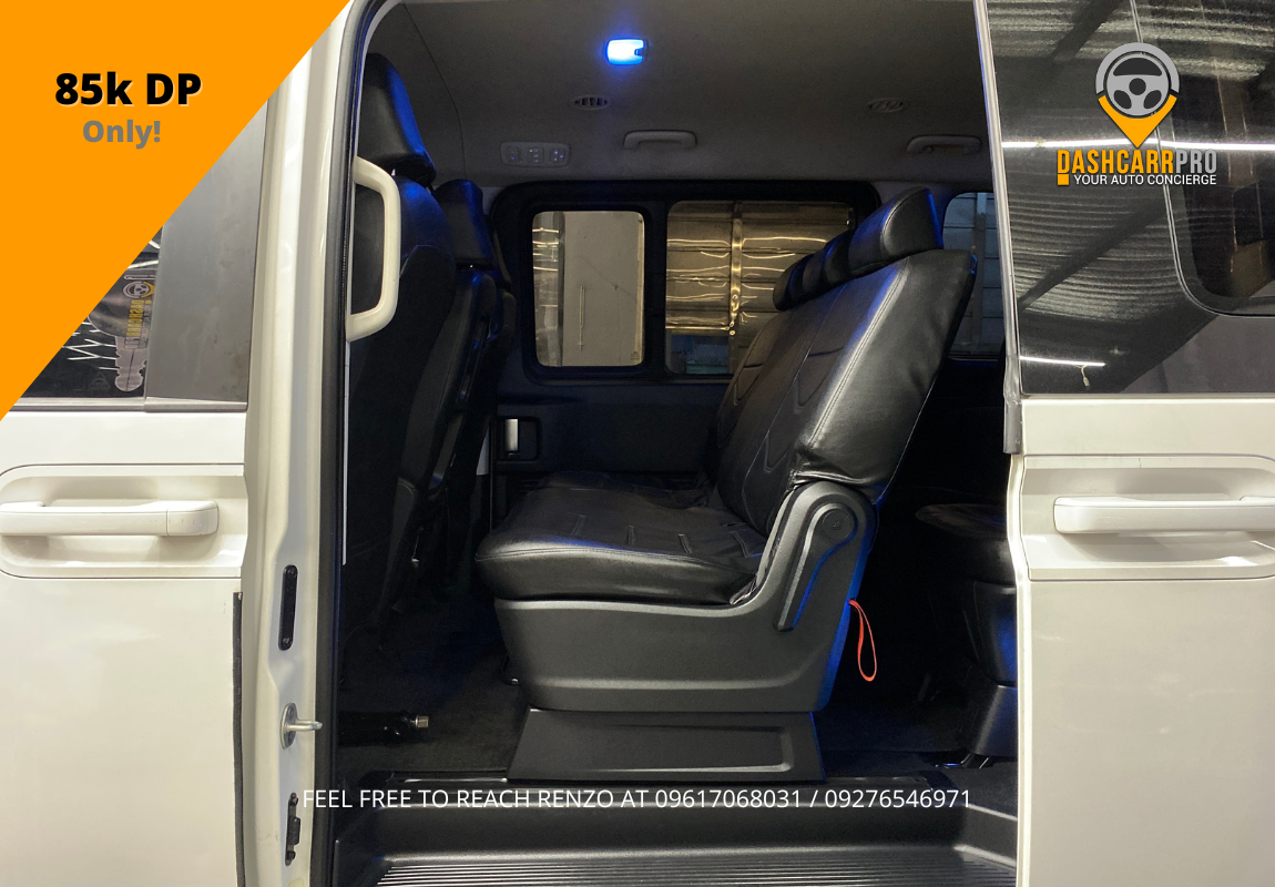 2023 Hyundai Staria Commuter