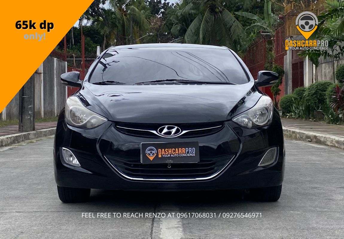 2012 Hyundai Elantra AT