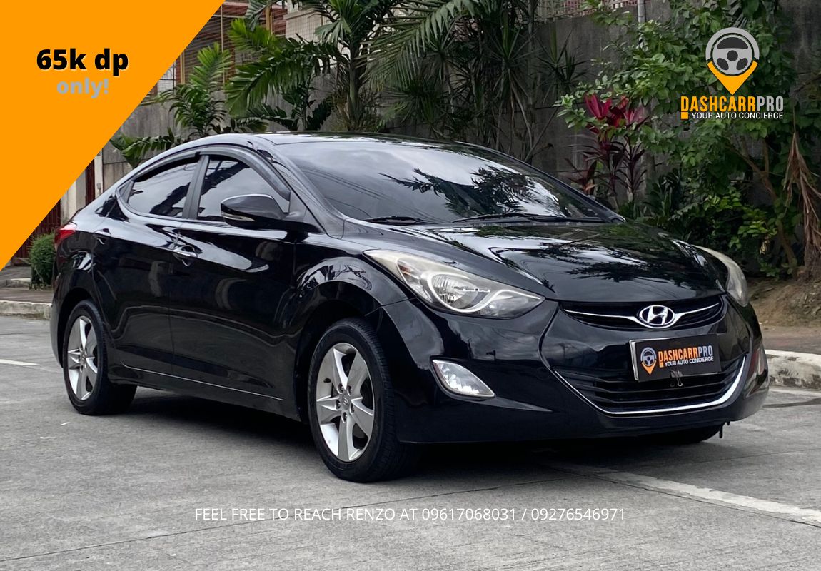 2012 Hyundai Elantra AT